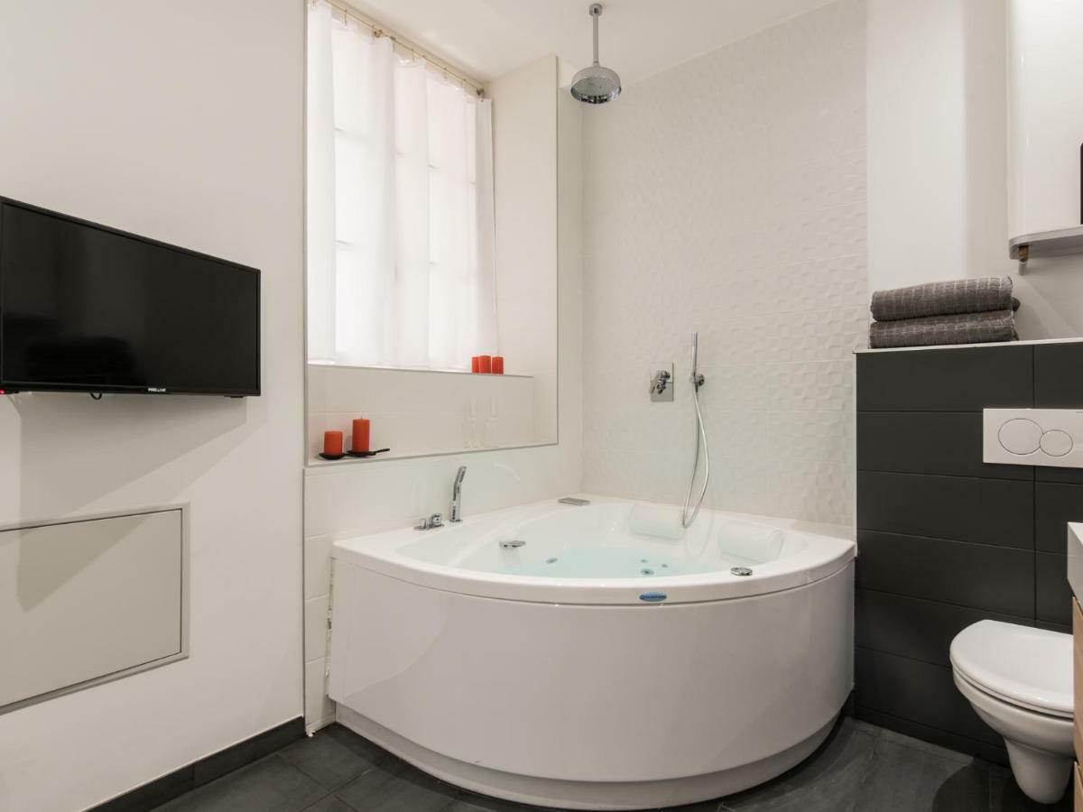 Luxury Studio & Spa-Lyon Centre Eksteriør billede